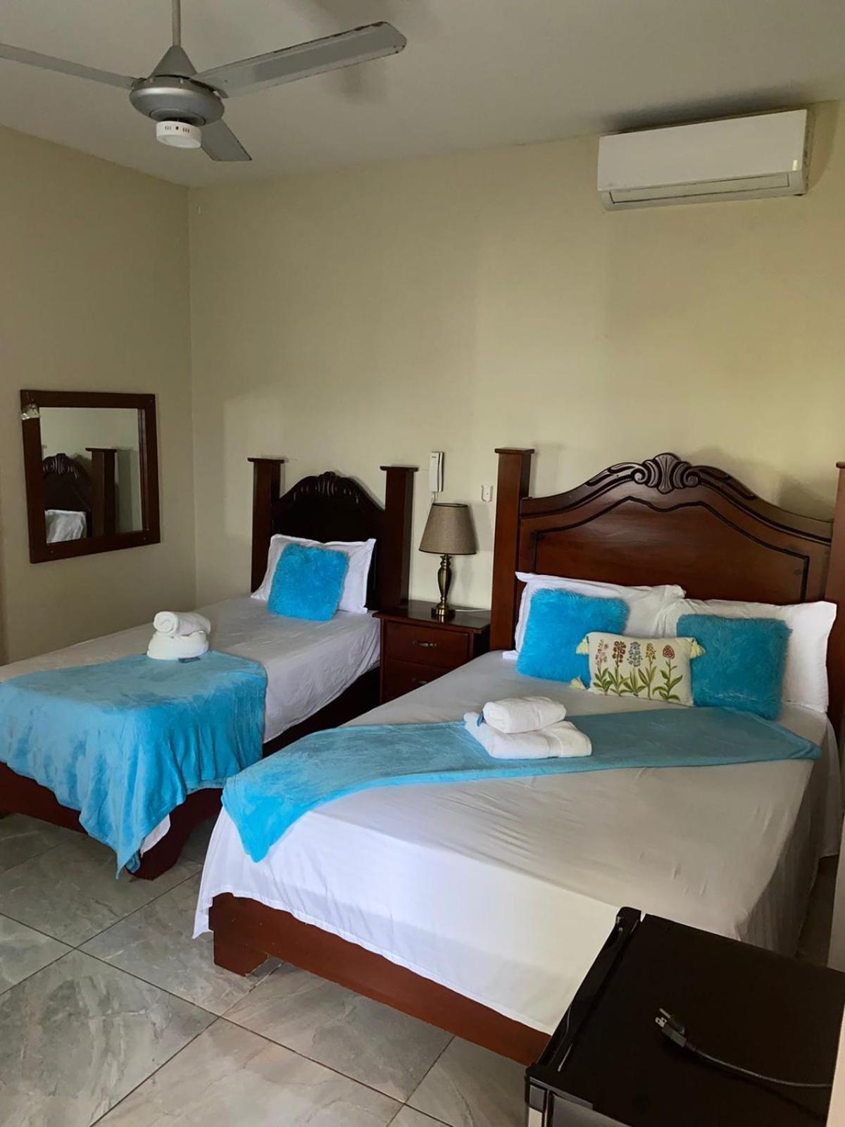 Hotel Enrique II Zona Colonial Vista Al Malecon Santo Domingo Luaran gambar