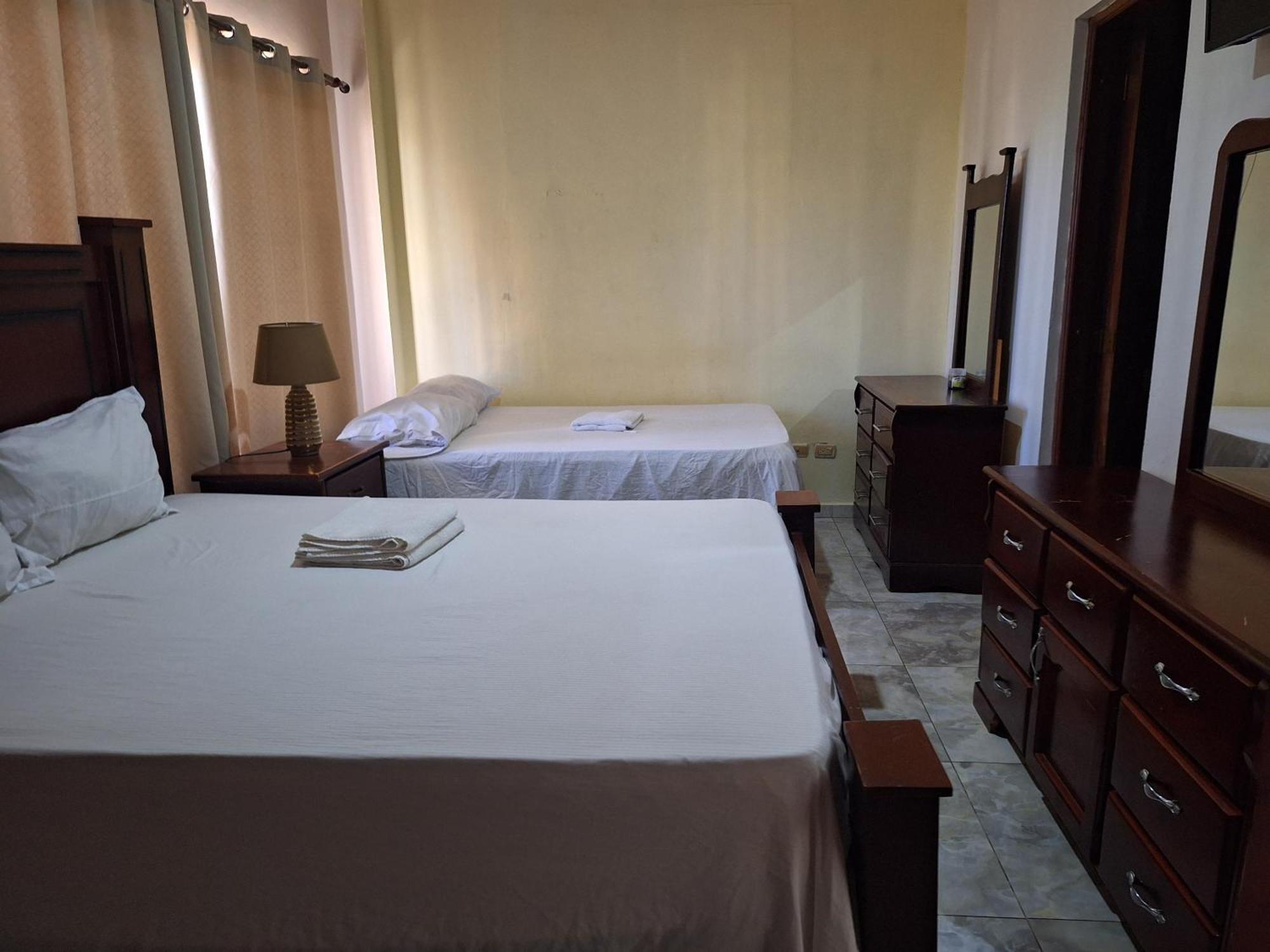 Hotel Enrique II Zona Colonial Vista Al Malecon Santo Domingo Luaran gambar