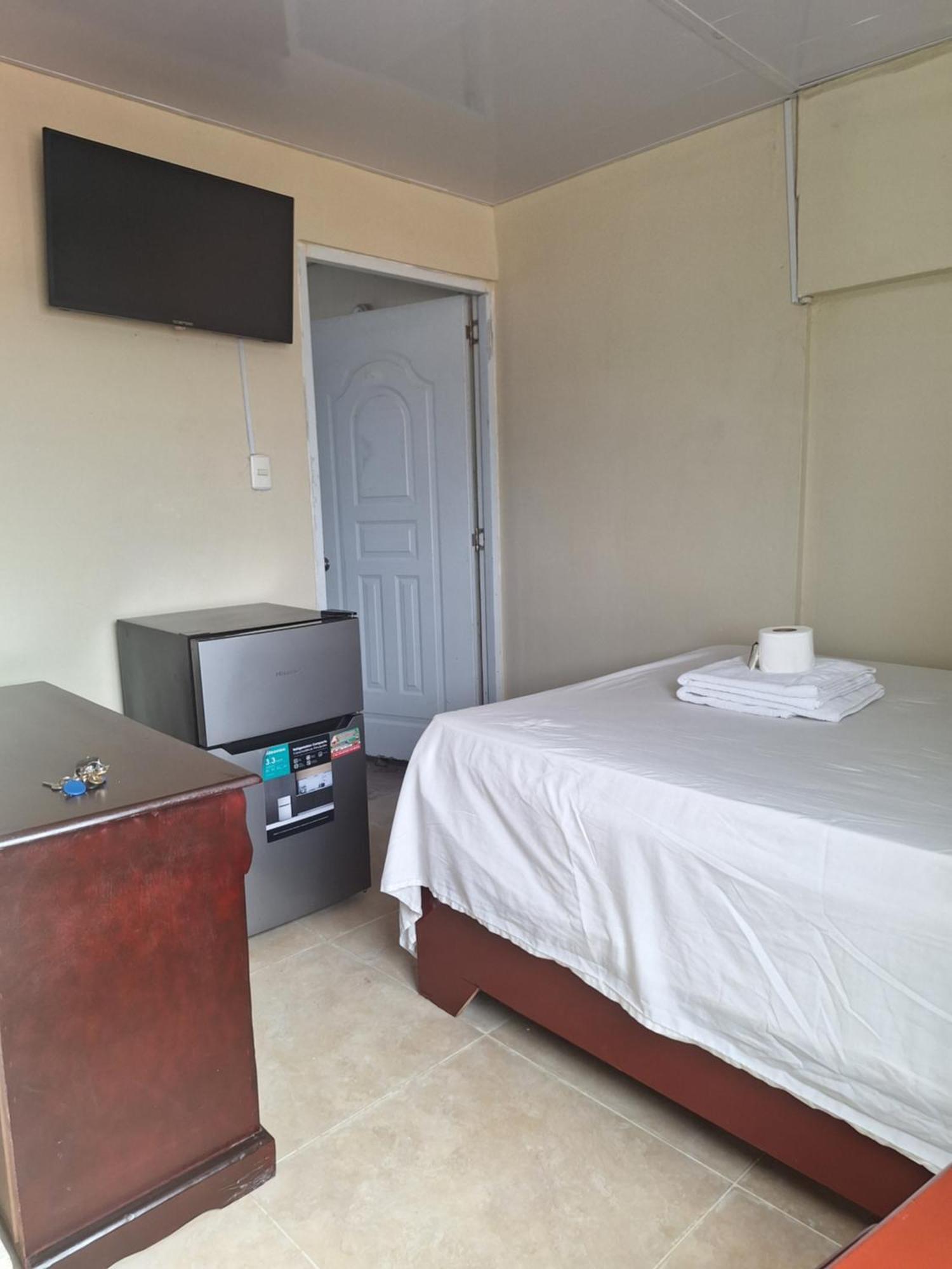 Hotel Enrique II Zona Colonial Vista Al Malecon Santo Domingo Luaran gambar